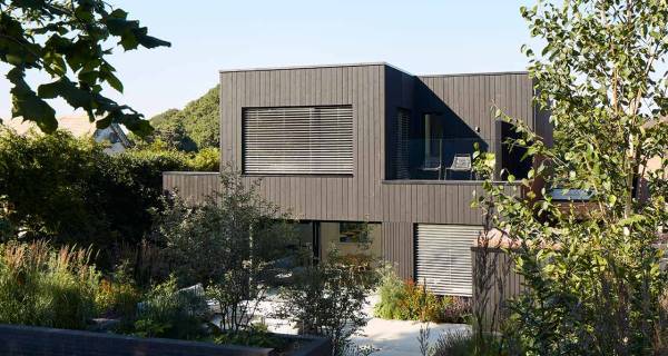 Bio-based self-build fuses passive principles and clever shading proves heatwave-proof